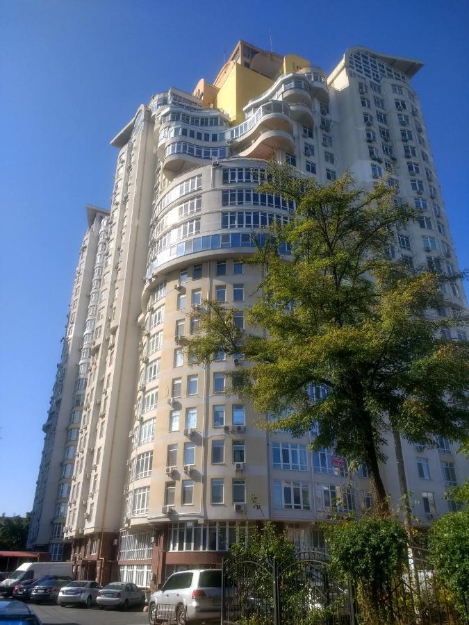 Французький Бульвар 22, Клиника Филатова, Университет Odessa Exteriör bild